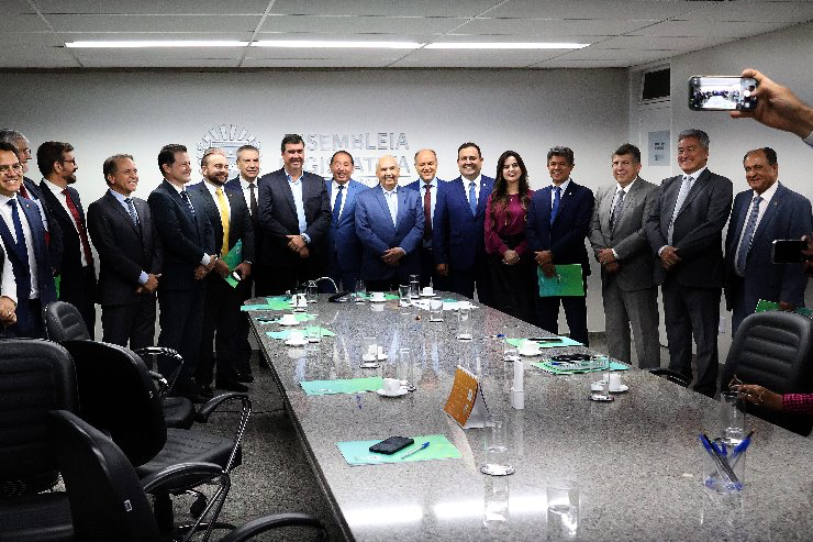 ELEIÇÃO DE 2026 TERÁ REDUÇÃO SIGNIFICATIVA NO NÚMERO DE CANDIDATOS