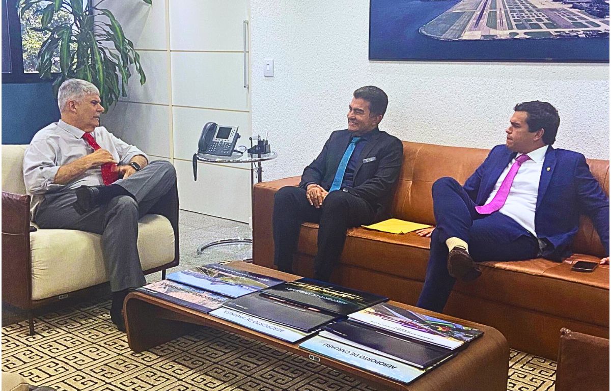 Em Brasília, prefeito de Dourados dá passos importantes para reabrir o Aeroporto Regional