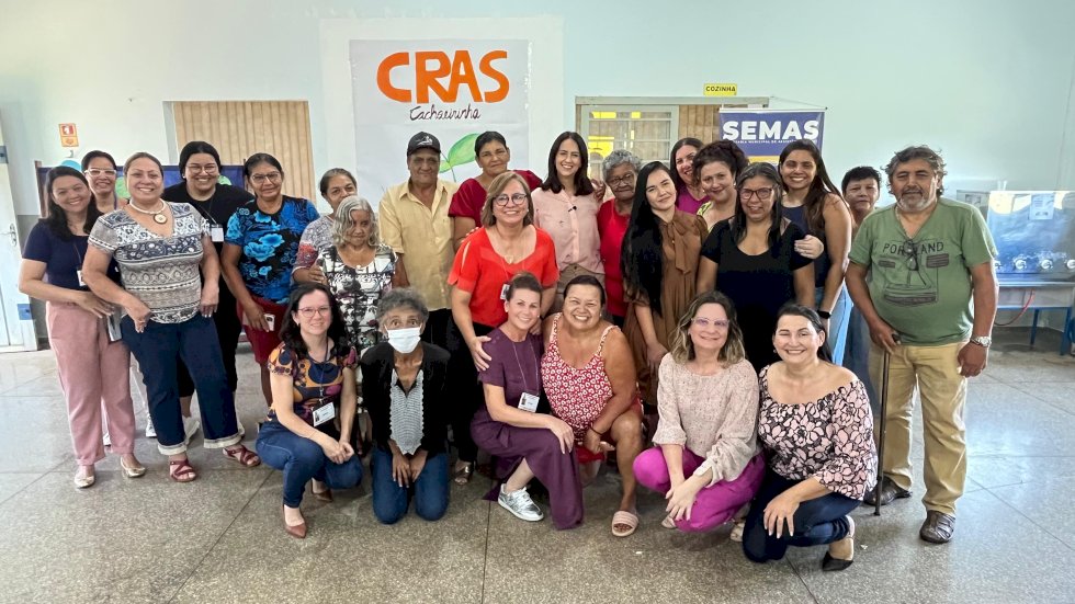 “Estar perto é fundamental”, afirma Gianni em visita ao CRAS do Cachoeirinha