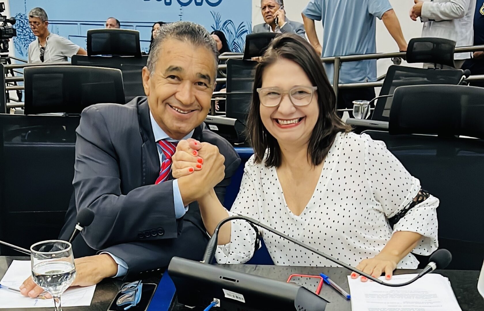 EX-VEREADOR DESISTE DE AÇÃO QUE PODERIA ACABAR COM GUERRA NO PT
