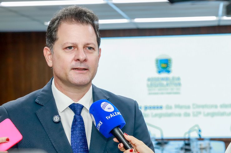 DEPUTADO RENATO CÂMARA É RECONDUZIDO AO CARGO DE VICE-PRESIDENTE DA ALEMS