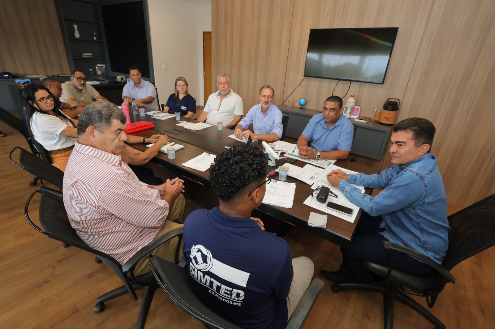MARÇAL RETOMA DIÁLOGO COM TRABALHADORES DA EDUCAÇÃO DE DOURADOS