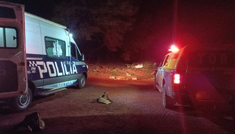 Motorista morre ao capotar caminhonete carregada com maconha em Caarapó