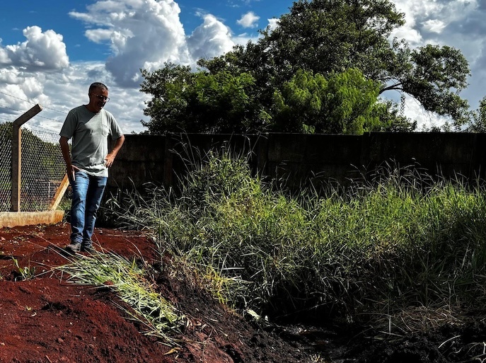 OBRA PÚBLICA PROVOCA DANOS PARA COMUNIDADE ESCOLAR EM DOURADOS