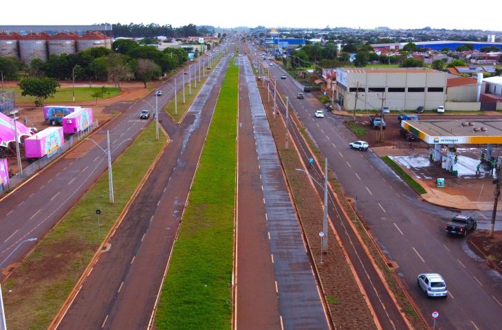 OBRAS EM DOURADOS E RIO BRILHANTE IMPULSIONAM ECONOMIA E LEVAM ESPORTE E LAZER À POPULAÇÃO
