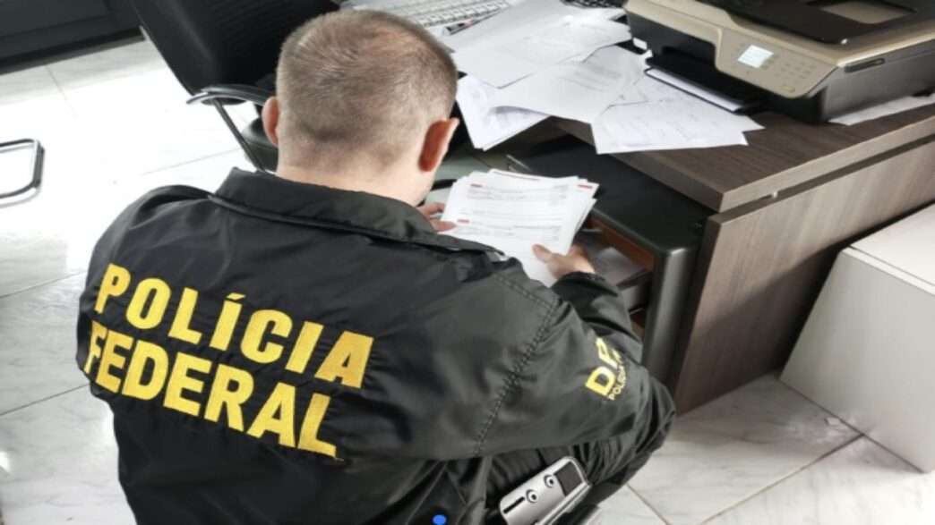 POLÍCIA FEDERAL INVESTIGA FRAUDES EM LICITAÇÕES NO VALOR DE R$ 557 MILHÕES