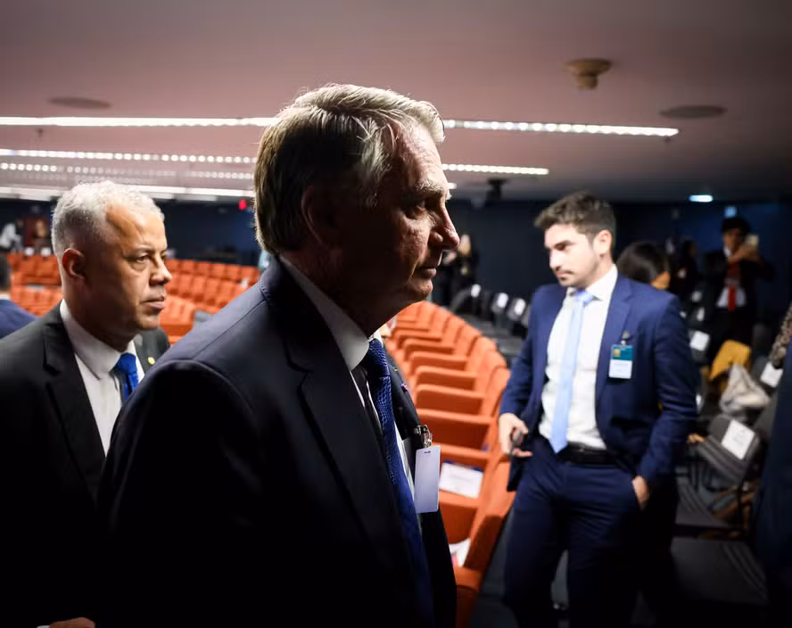 BOLSONARO VIRA RÉU EM DECISÃO UNÂNIME DO STF SOBRE TENTATIVA DE GOLPE