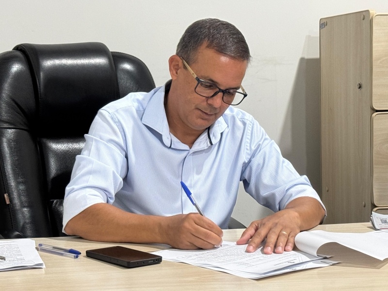 NO DIA DA MULHER, PROJETO DO INSPETOR CABRAL QUE CRIA PATRULHA MARIA DA PENHA TEM AVAL DO PREFEITO