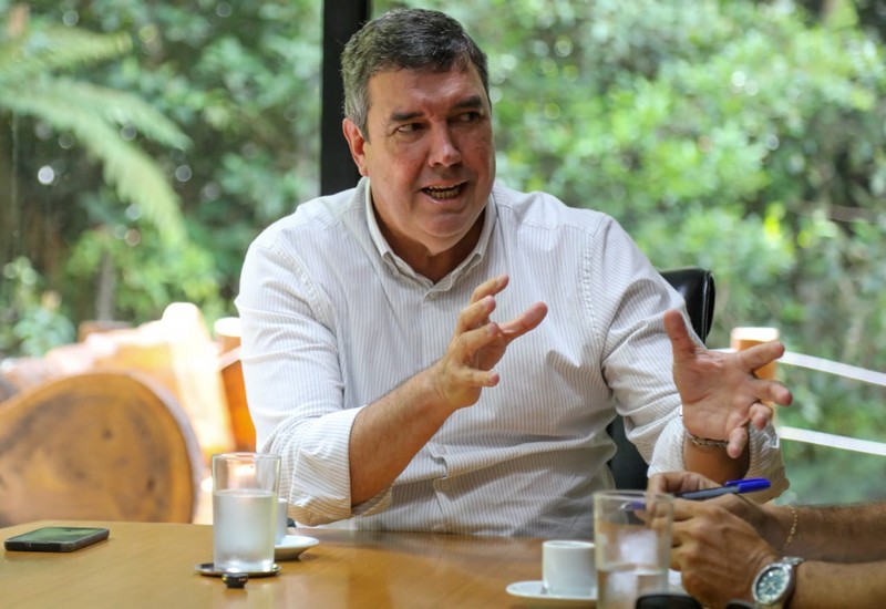 Riedel alcança 81% de aprovação e é considerado "eficiente" por eleitores