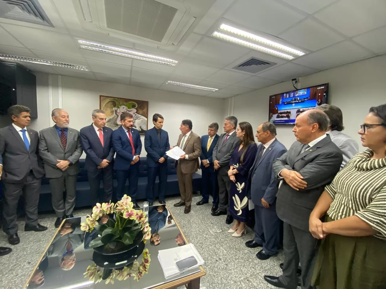 ASSEMBLEIA PEDE SUSPENSÃO DO LEILÃO DA BR-163 E EXIGE DUPLICAÇÃO IMEDIATA