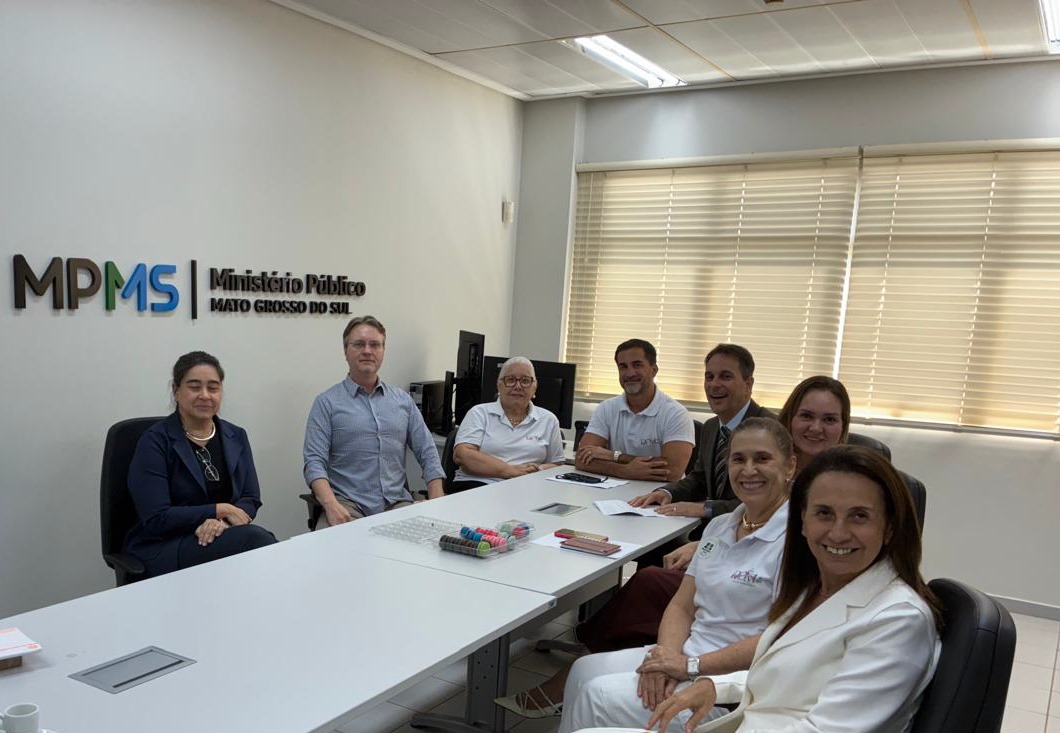 Ministério Público MS e Associação LeiloDom Dourados firmam parceria para 2025