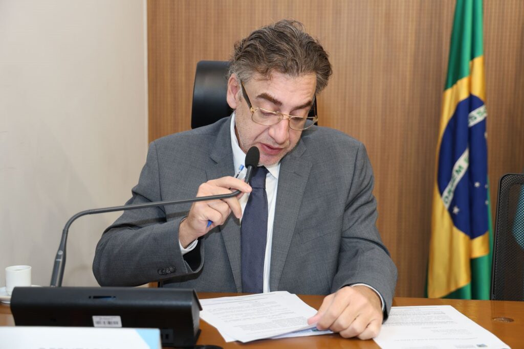 Deputados aprovam projeto de Neno Razuk que amplia direitos de pessoas com TEA em MS